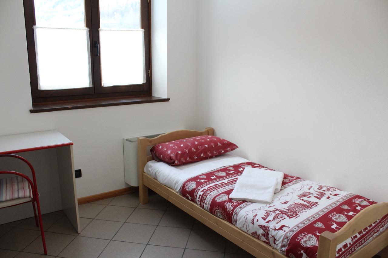 Ostello Casa Corti Valbondione Extérieur photo